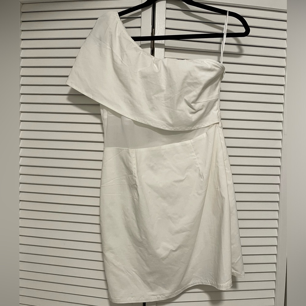 Revolve Danielle Mini - Picture 3 of 3